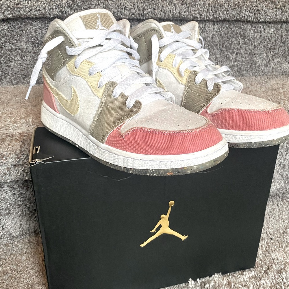Jordan 1 Mid Youth 6